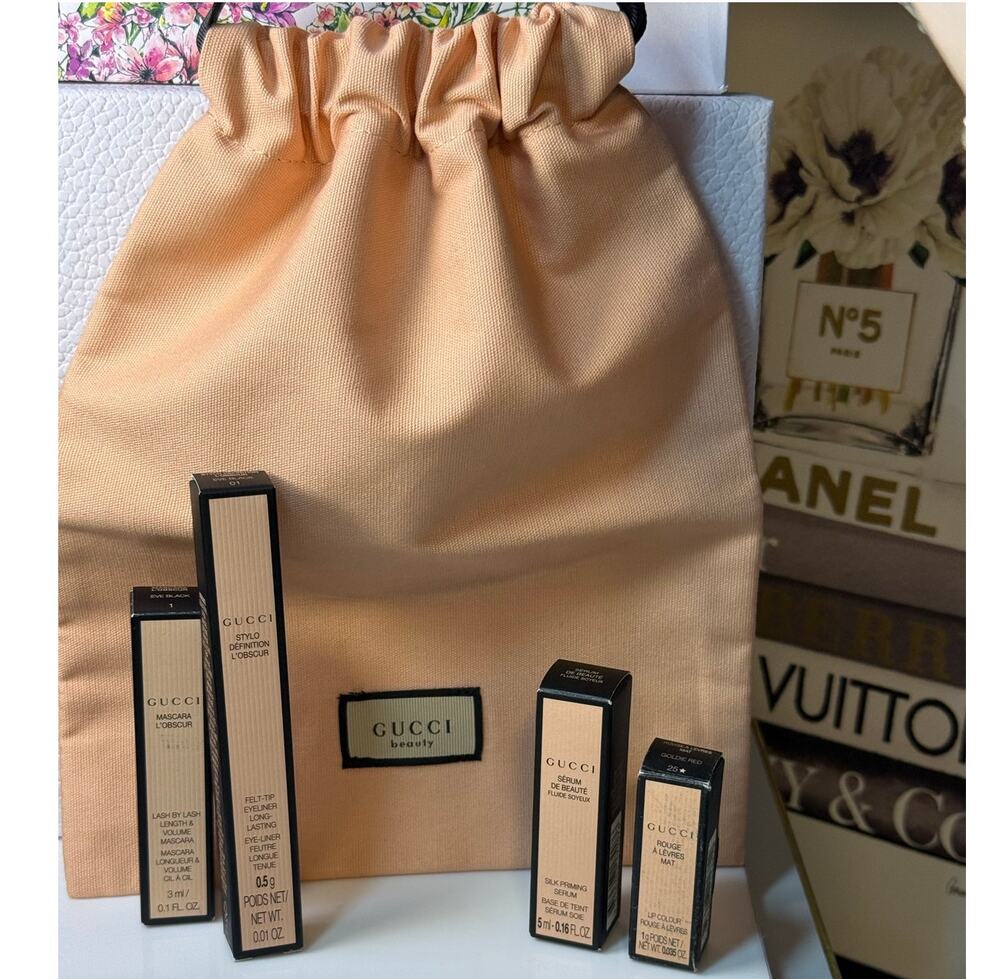Gucci 5 pc BUNDLE -Pouch, Mascara, Felt-Tip Eyeliner, Priming Serum & Lip Colour - Picture 1 of 12
